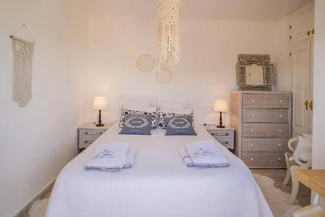 Viola Sea View Pool Villa